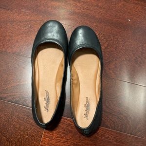 Black flat leather shoes